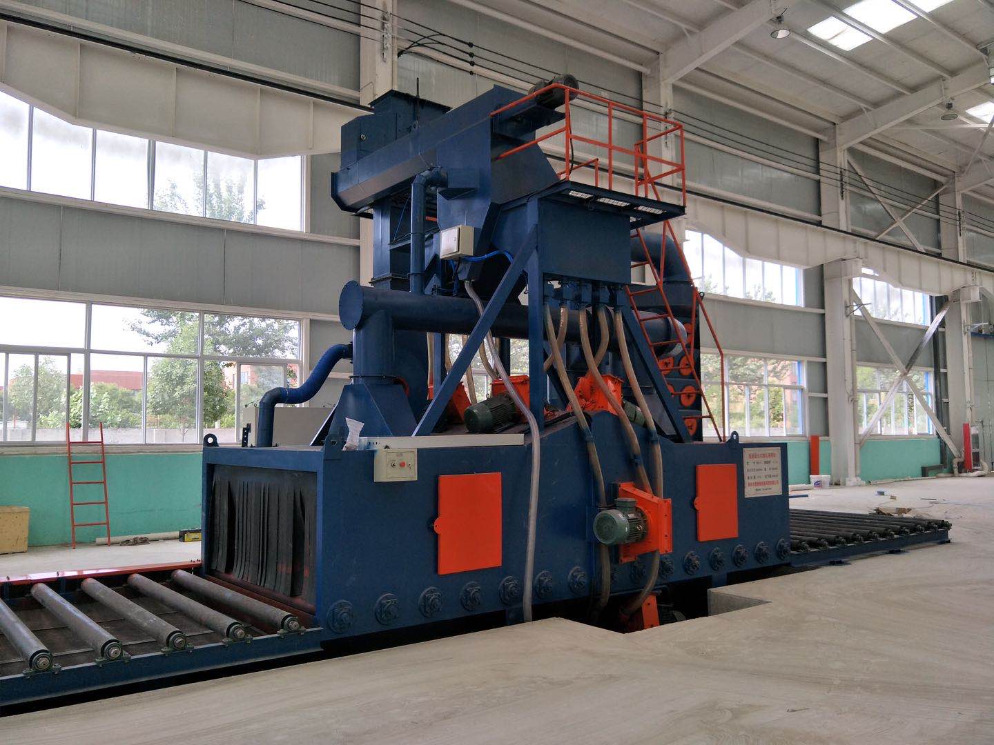 H型鋼結(jié)構(gòu)通過式拋丸機